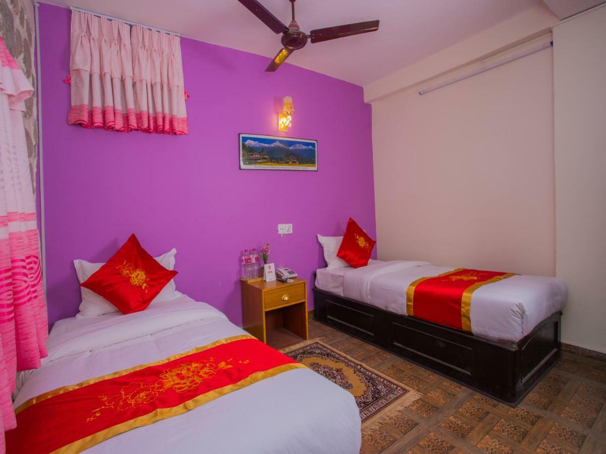 Hotel Fewa Corner & Restro Pokhara Exterior photo